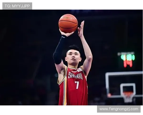 斯卢茨基赛后感慨双方实力相当遗憾未能全取三分的比赛总结