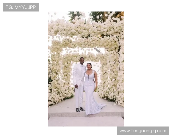 若日尼奥庆祝新婚六个月分享唯美婚纱照展现幸福甜蜜瞬间