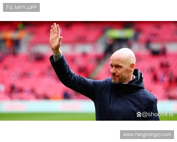 阿贾克斯考虑聘请西蒙尼斯曼联主帅滕哈赫回归前景渺茫